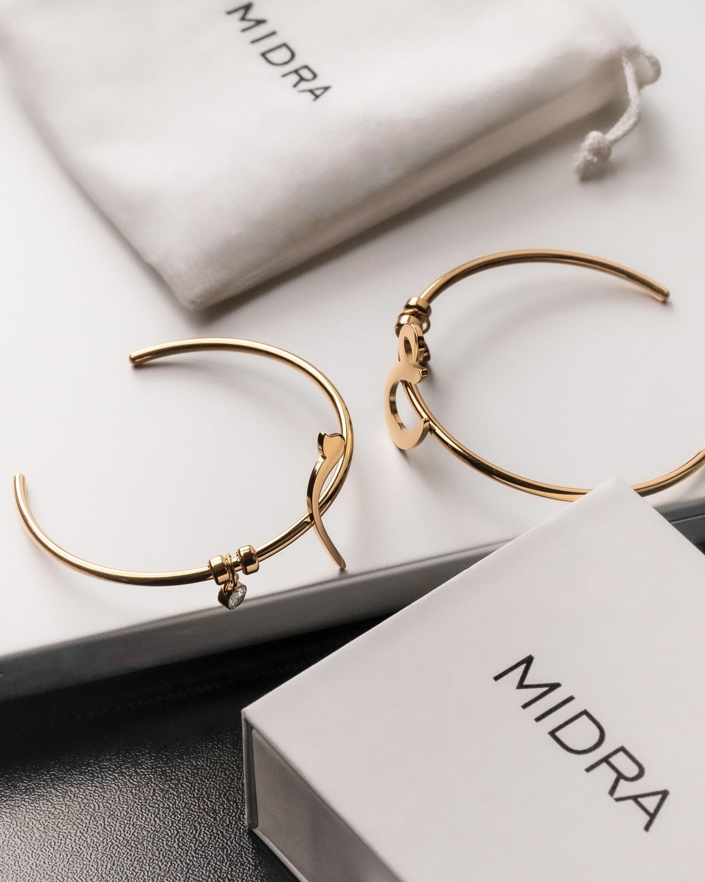 Arabic Letter Bracelet د